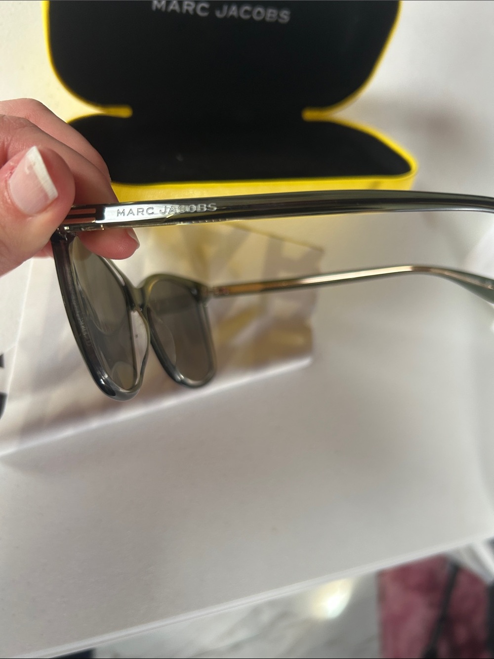 Marc Jacobs Sunglasses - Picture 5 of 8